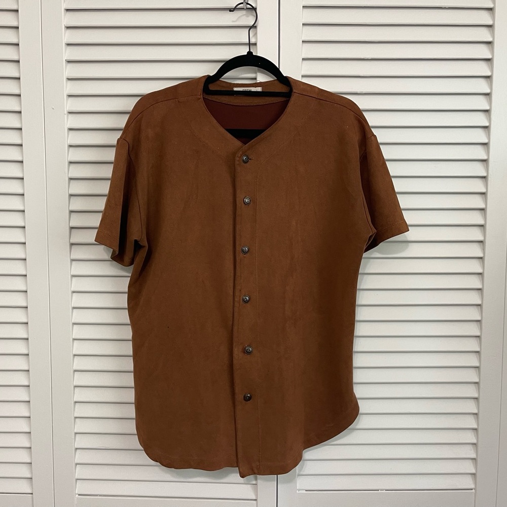 Men's Brown Button-Up Shirt